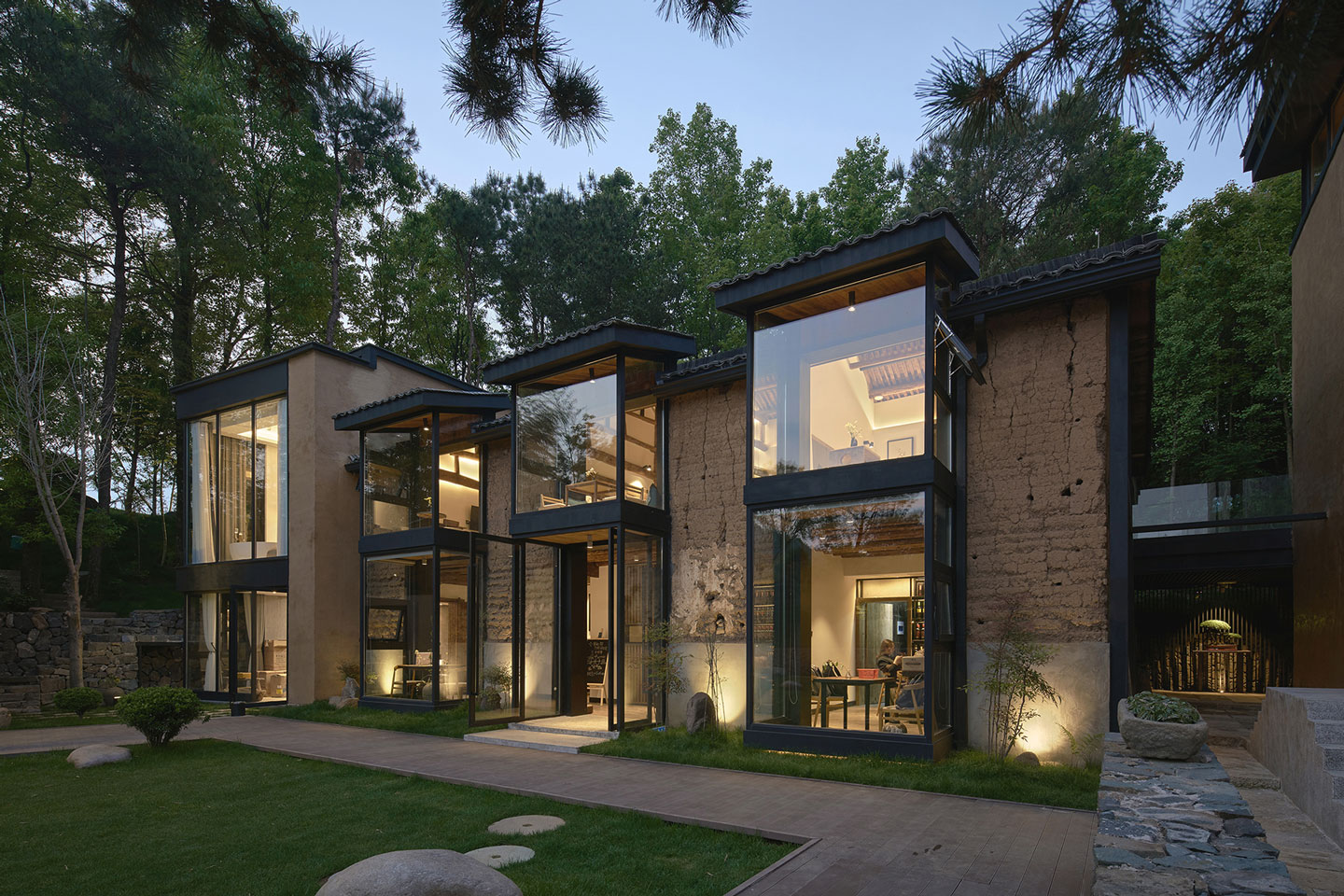 1559405603617286.jpg 1527664615201612.jpg